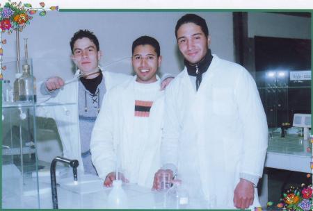 dress a mon droit et nourdin a mon agoche et moi Hassan